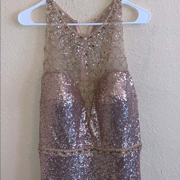 Mother of The Bride Dress - Picture 2 of 8